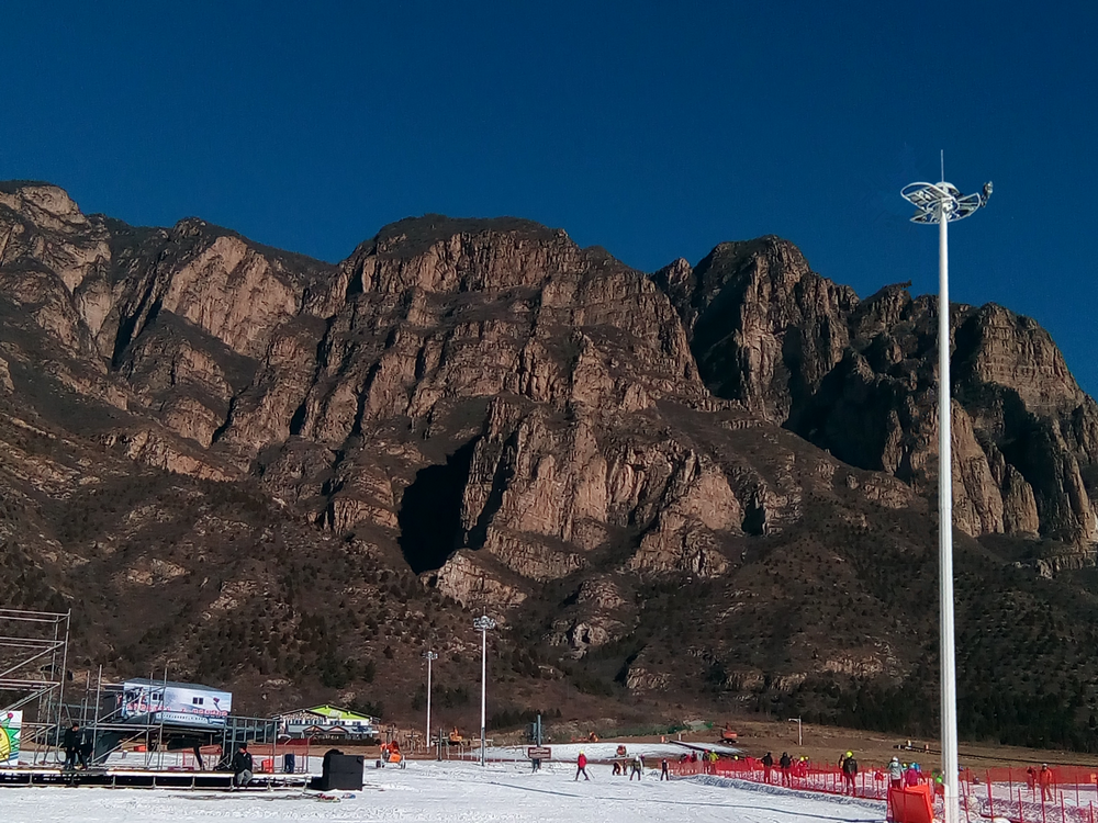 北京石景龍滑雪場(chǎng)